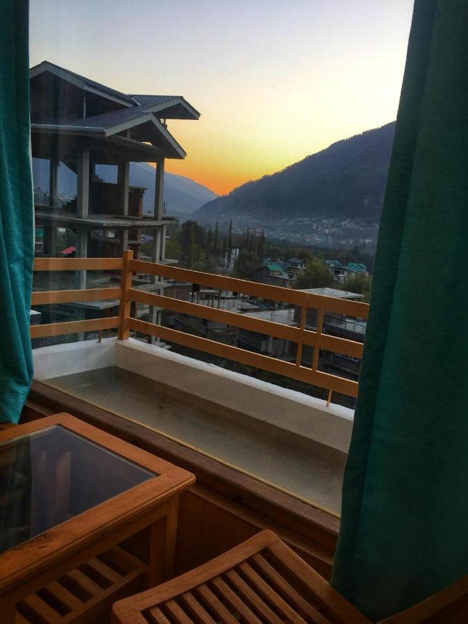 Hill Creste Manali Manāli Buitenkant foto